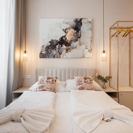 W30 - Wesselenyi Charming Apartment - Best Location By Bqa บูดาเปสต์ ภายนอก รูปภาพ