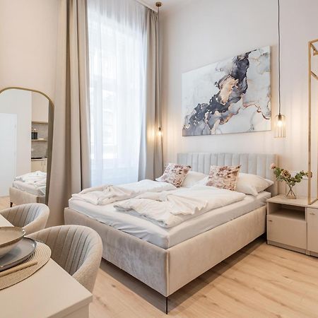 W30 - Wesselenyi Charming Apartment - Best Location By Bqa บูดาเปสต์ ภายนอก รูปภาพ