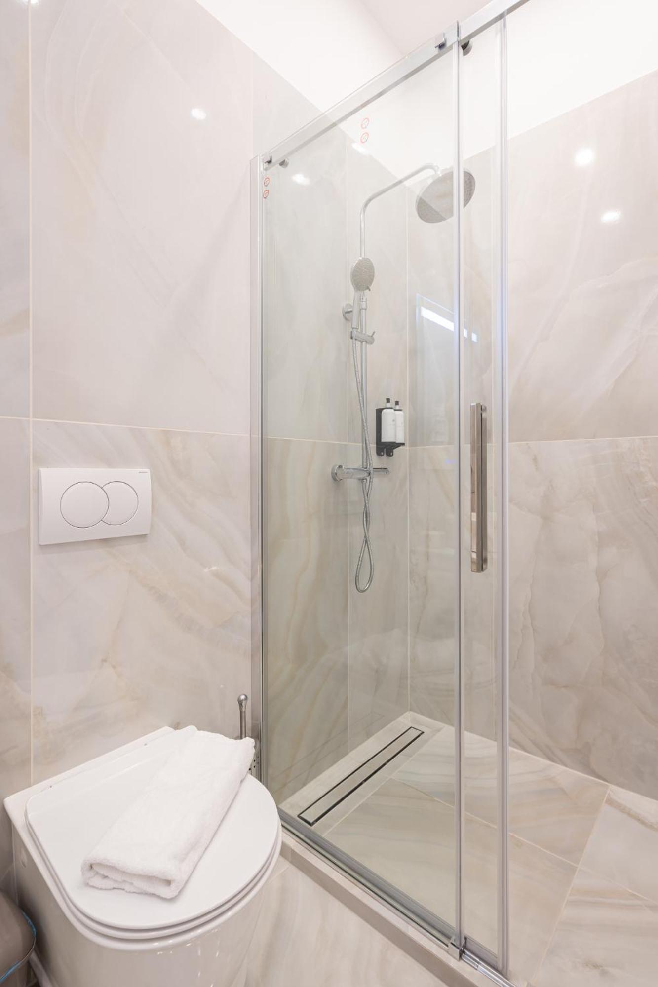 W30 - Wesselenyi Charming Apartment - Best Location By Bqa บูดาเปสต์ ภายนอก รูปภาพ