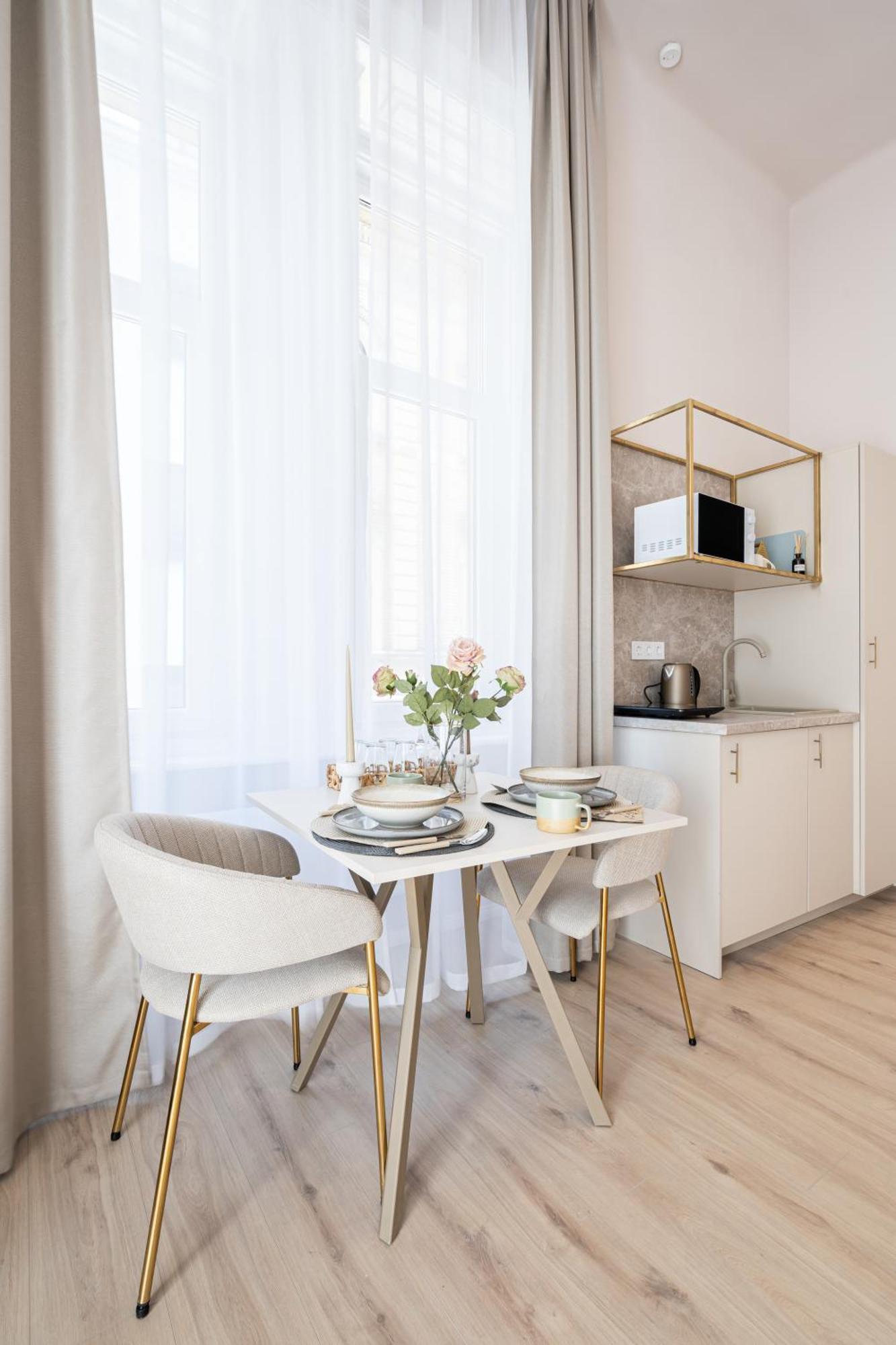 W30 - Wesselenyi Charming Apartment - Best Location By Bqa บูดาเปสต์ ภายนอก รูปภาพ