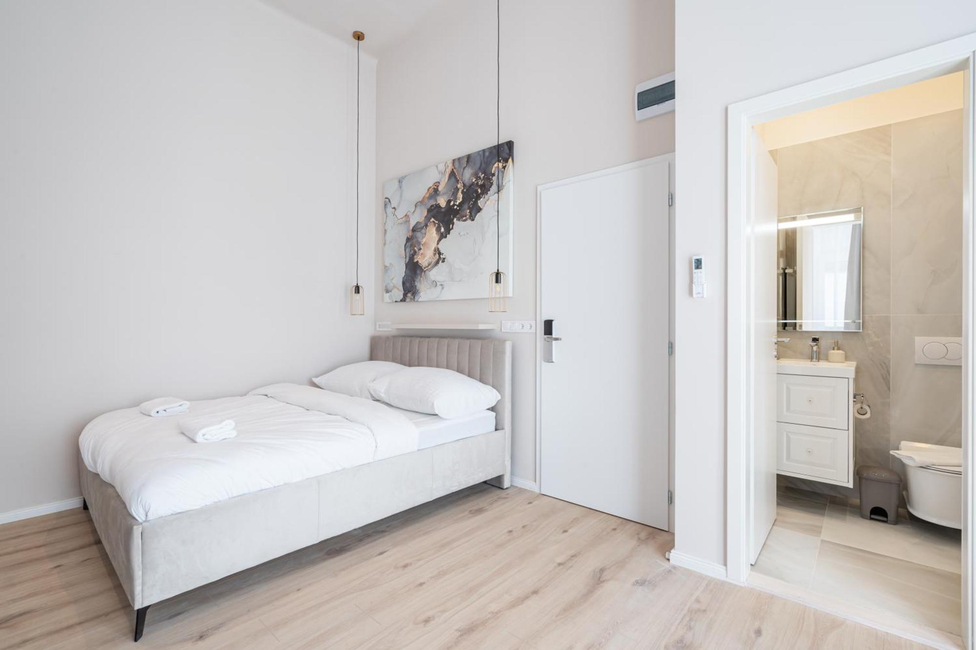 W30 - Wesselenyi Charming Apartment - Best Location By Bqa บูดาเปสต์ ภายนอก รูปภาพ